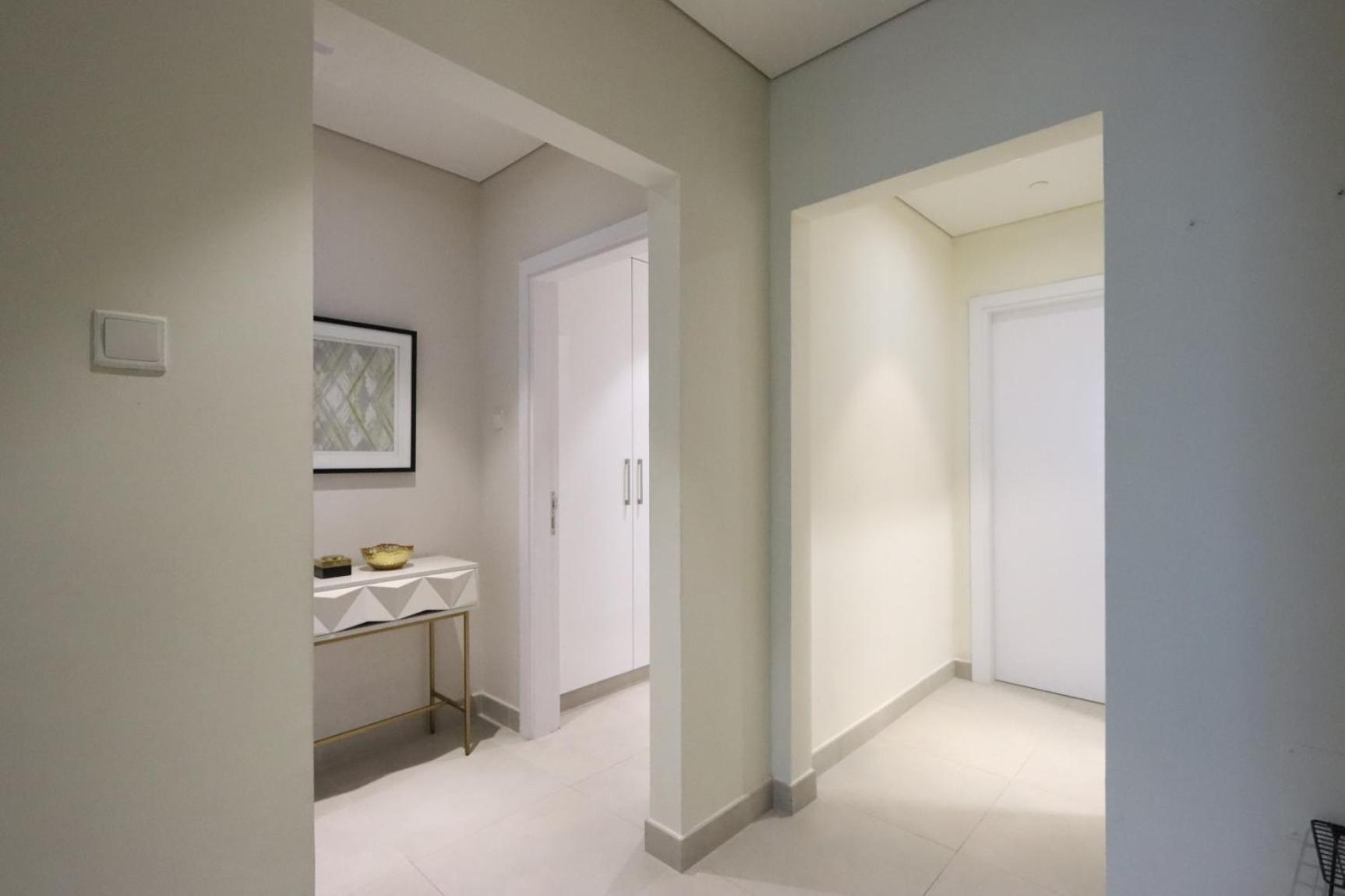 2br In Marina Walk To Dining & Nightlife Apartment *