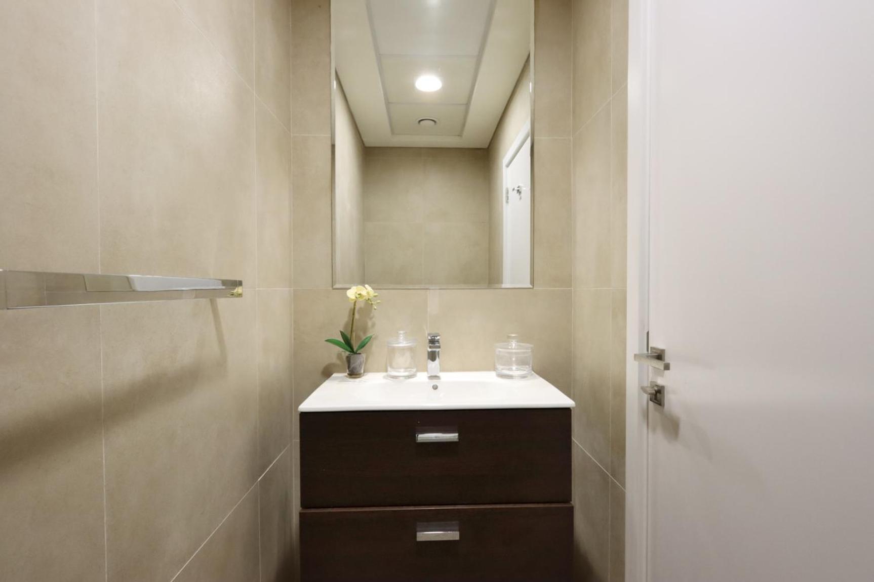 Apartment 2br In Marina Walk To Dining & Nightlife Dubai