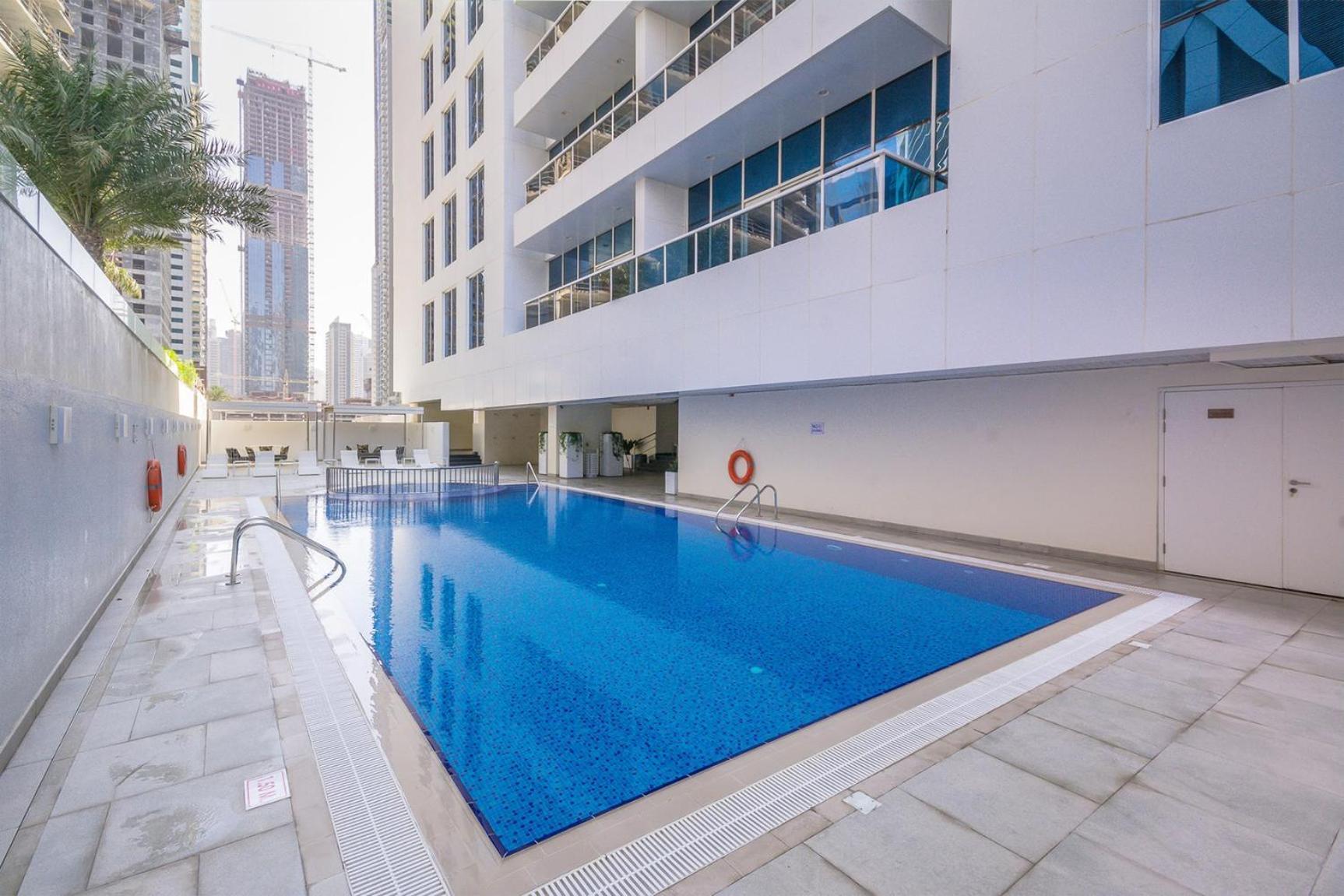 Apartment 2br In Marina Walk To Dining & Nightlife